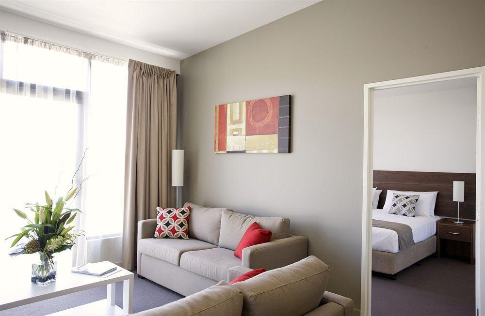 Quest Aparthotel 4*